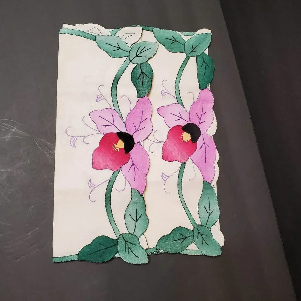 Vintage Handmade Applique Embroidered Placemats, set of 2 Floral Cloth Mats